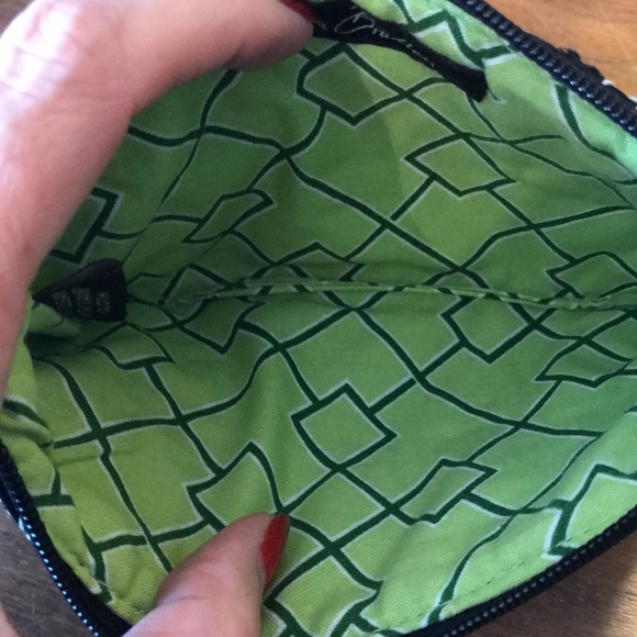 Authentic Vera Bradley Sunglasses/Credit cards & Money/Cosmetics Bag. - Picture 7 of 10